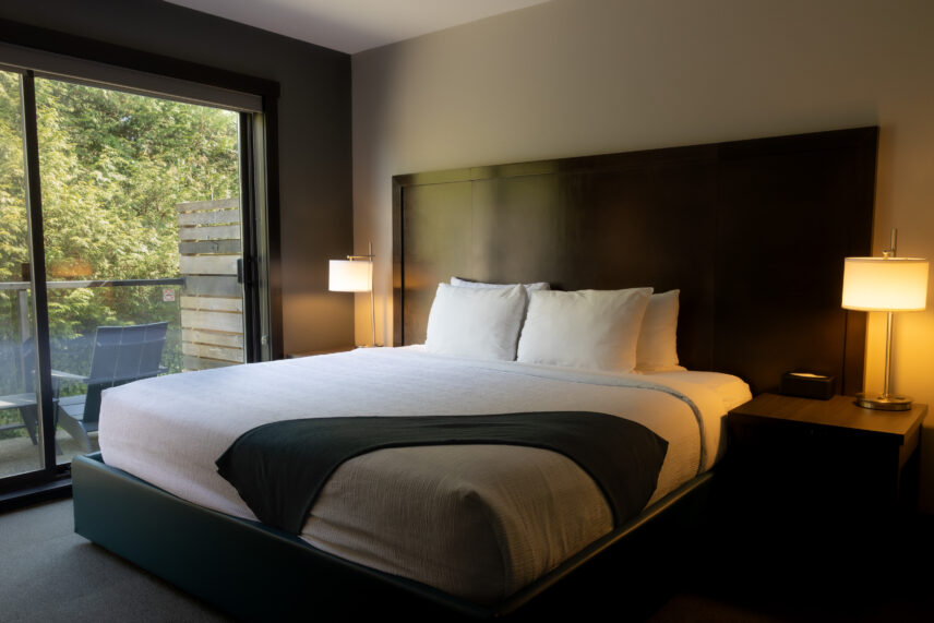 Tofino hotel room with king bed and balcony